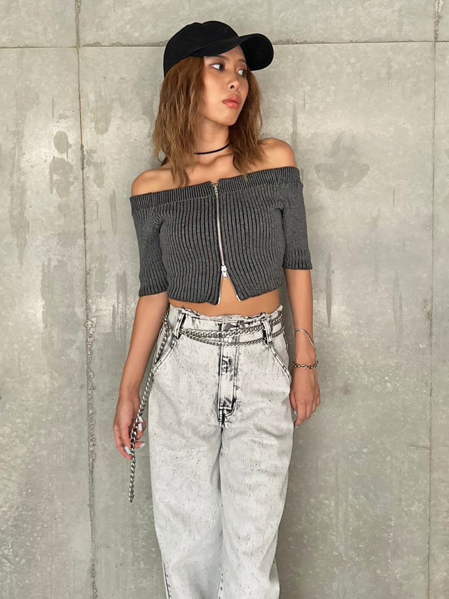 ZIPニットオフショルトップ–